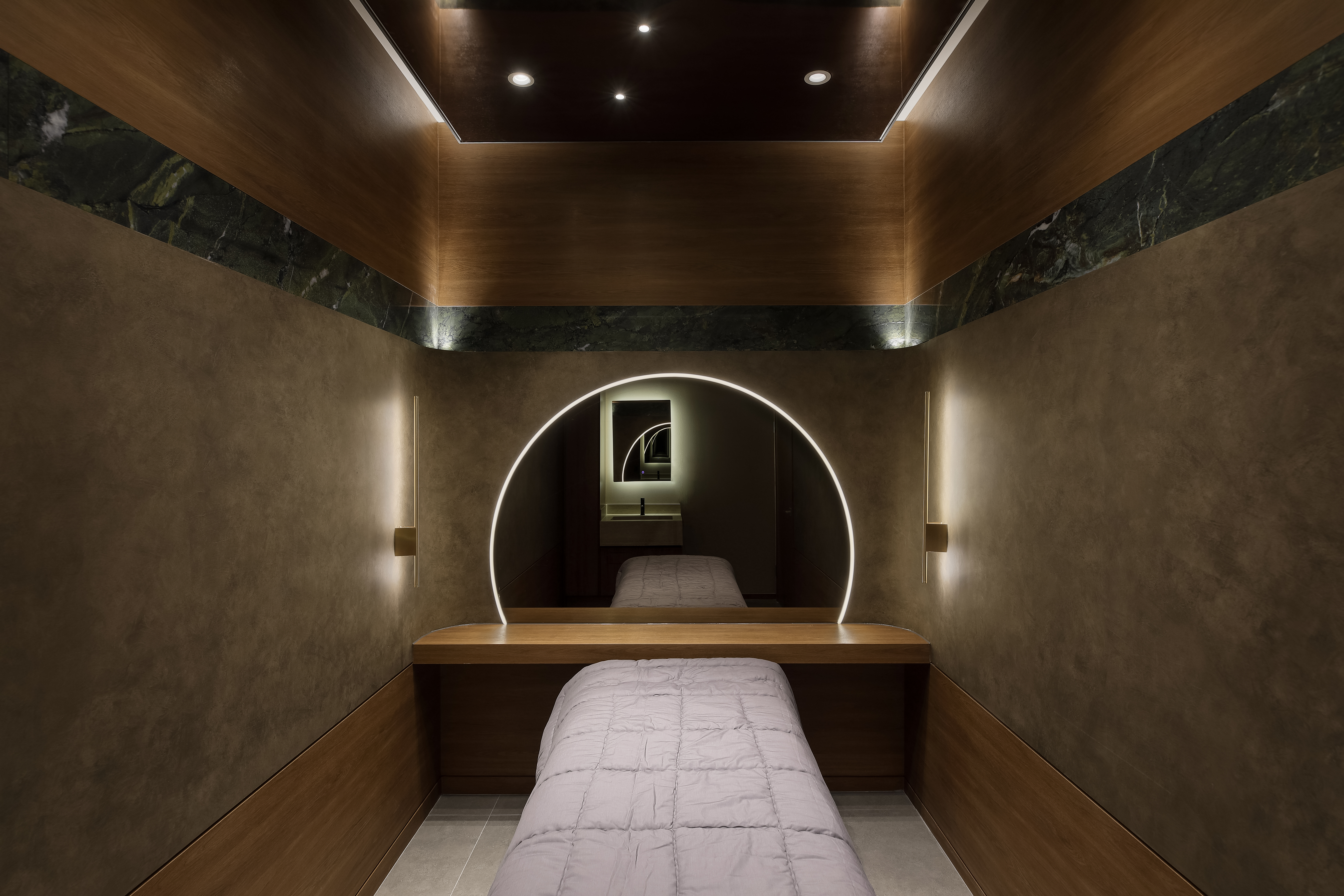 VIP room · Overview